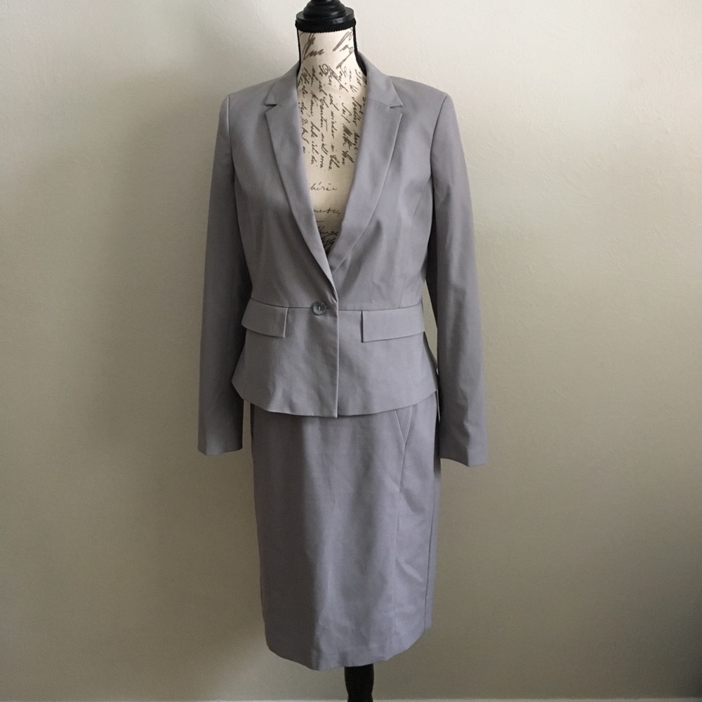 Ann Taylor Gray Suit Skirt & Blazer Career